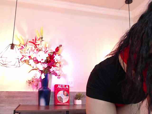 MarianaMontezz webcam