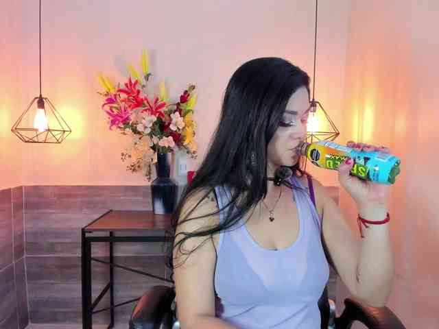 MarianaMontezz webcam