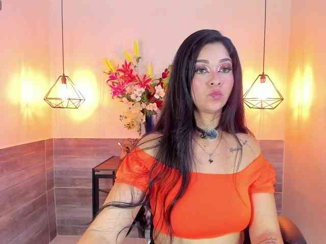 MarianaMontezz webcam