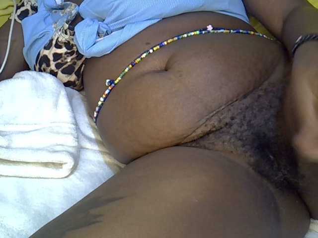 Cheerchelly's BongaCams show and profile