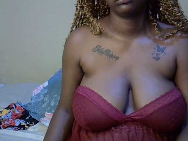 Cheerchelly's BongaCams show and profile