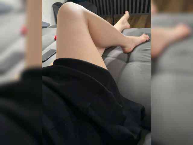 PolinaSexWife webcam