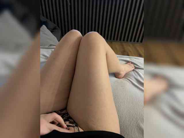 PolinaSexWife webcam