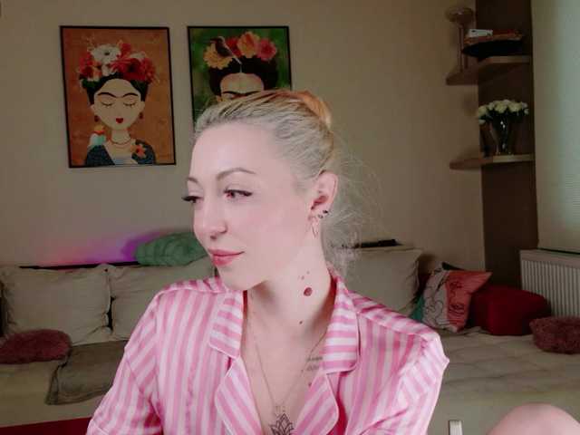 MilanaAmber live cam