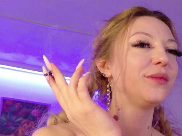 MilanaAmber's BongaCams show and profile