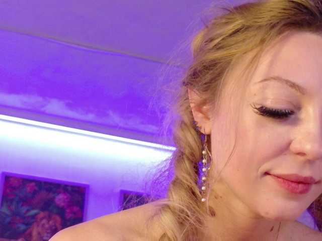 MilanaAmber's BongaCams show and profile