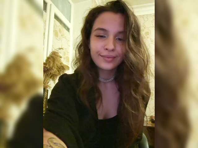  honey-bunny-lola chat room