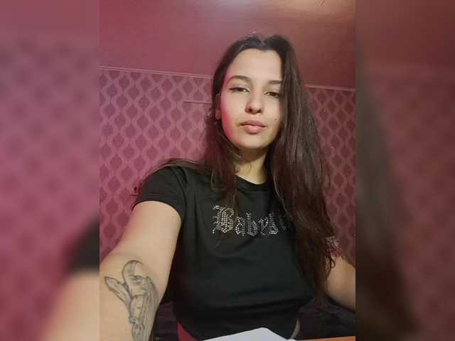 honey-bunny-lola's BongaCams show and profile