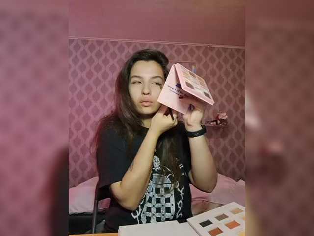 honey-bunny-lola's BongaCams show and profile