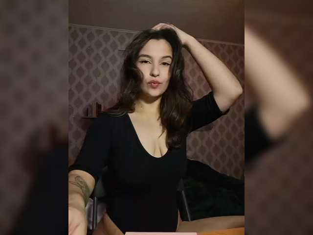 honey-bunny-lola's BongaCams show and profile