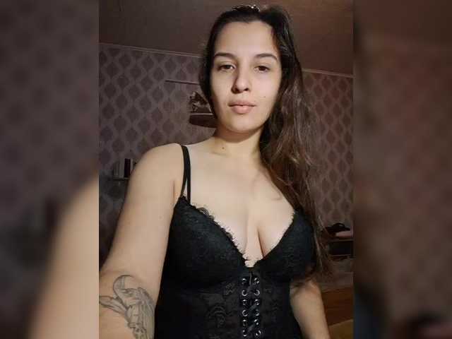 honey-bunny-lola's BongaCams show and profile