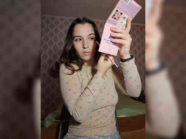 honey-bunny-lola webcam