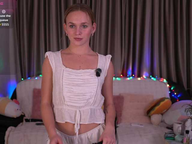 Miravine's BongaCams show and profile