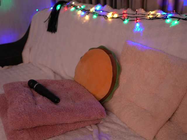 Miravine's BongaCams show and profile