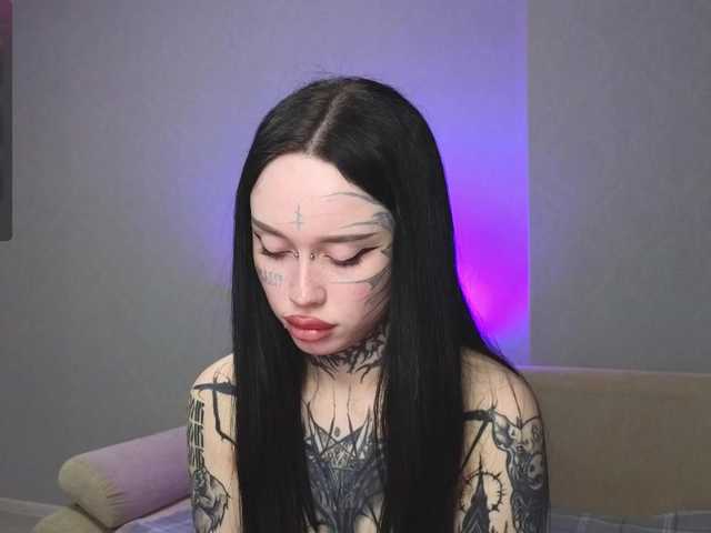 somniya's BongaCams show and profile