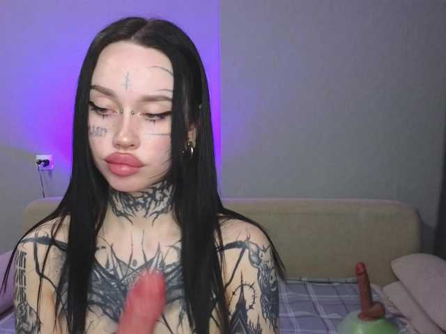 somniya's BongaCams show and profile