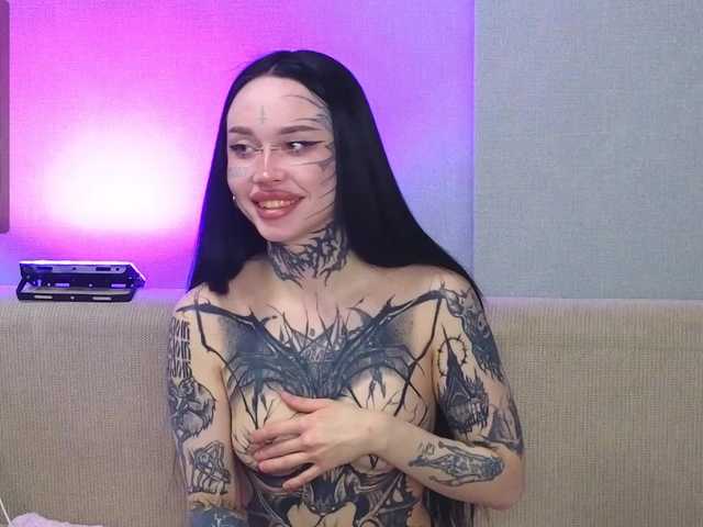 somniya's BongaCams show and profile