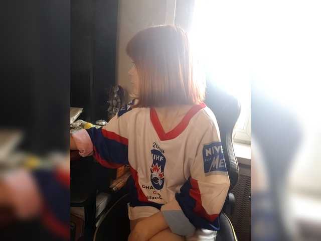 Vikeyna's BongaCams show and profile