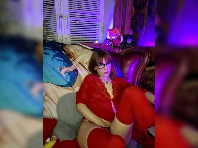 Vikeyna's BongaCams show and profile