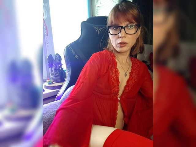 Vikeyna's BongaCams show and profile