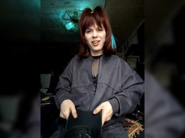 Vikeyna's BongaCams show and profile