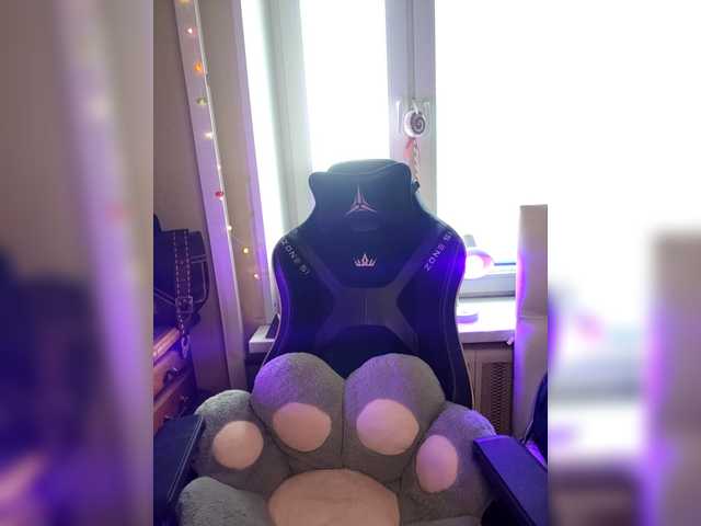 Vikeyna's BongaCams show and profile