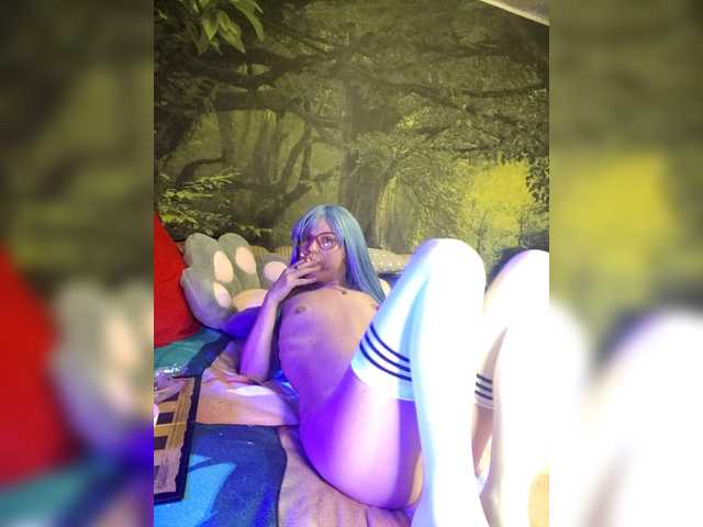 Vikeyna's BongaCams show and profile