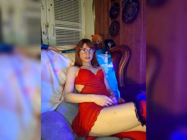 Vikeyna's BongaCams show and profile