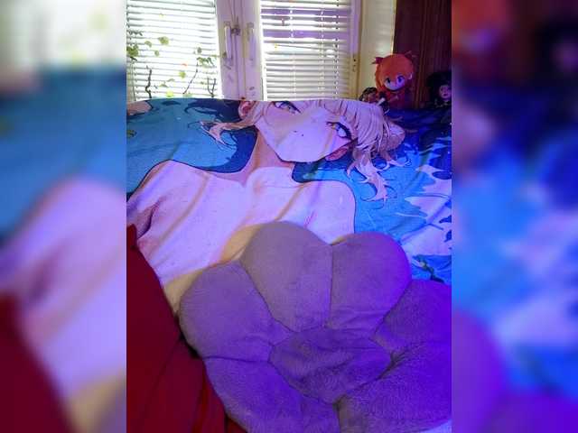 Vikeyna's BongaCams show and profile