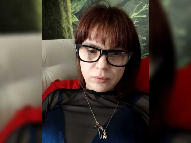 Vikeyna's BongaCams show and profile