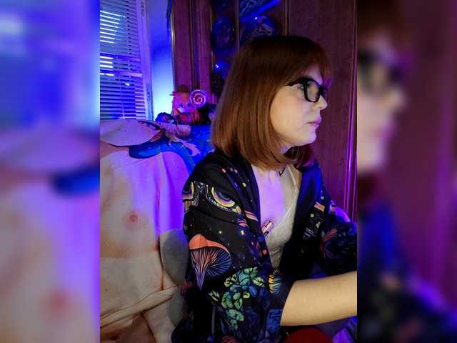 Vikeyna's BongaCams show and profile