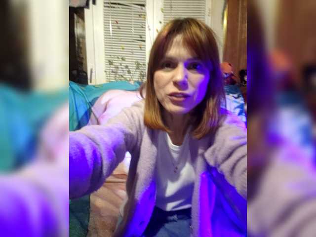 Vikeyna's BongaCams show and profile