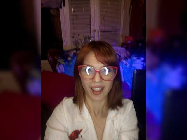 Vikeyna's BongaCams show and profile