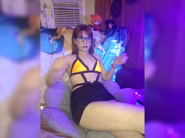 Vikeyna's BongaCams show and profile