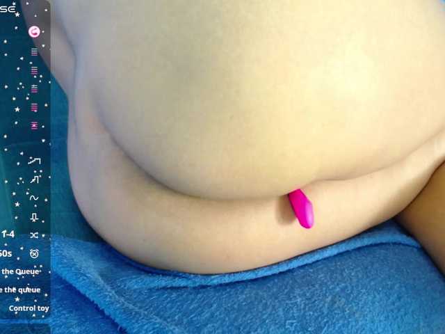 Iivana-19's BongaCams show and profile