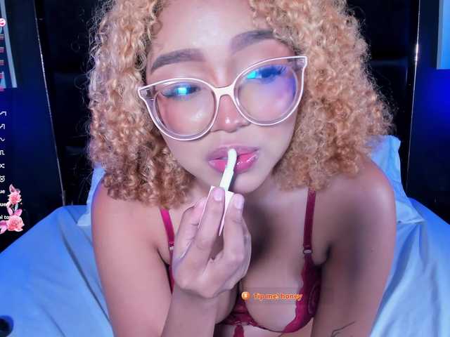 VioletVergara's BongaCams show and profile