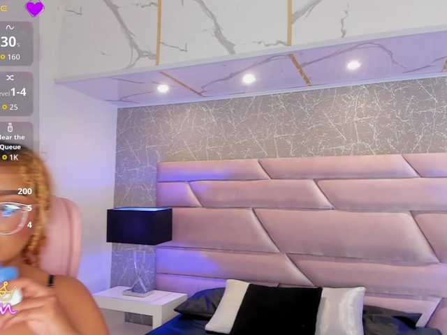 VioletVergara's BongaCams show and profile