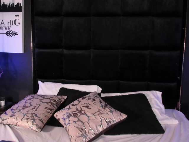 VioletVergara's BongaCams show and profile