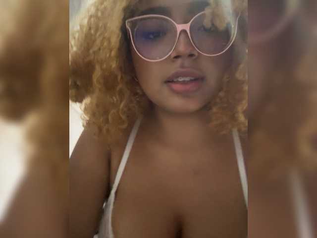 Preview of violetvergara