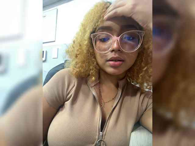 VioletVergara webcam