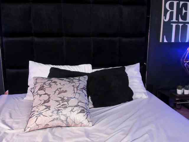 VioletVergara webcam