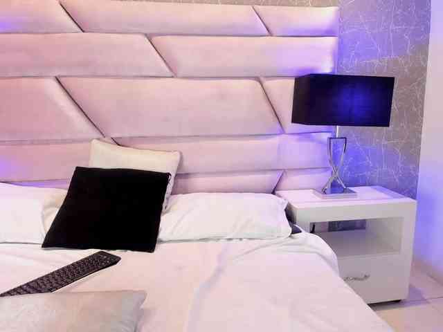 VioletVergara VioletVergara