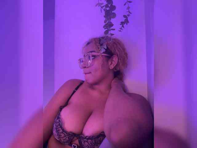 VioletVergara webcam