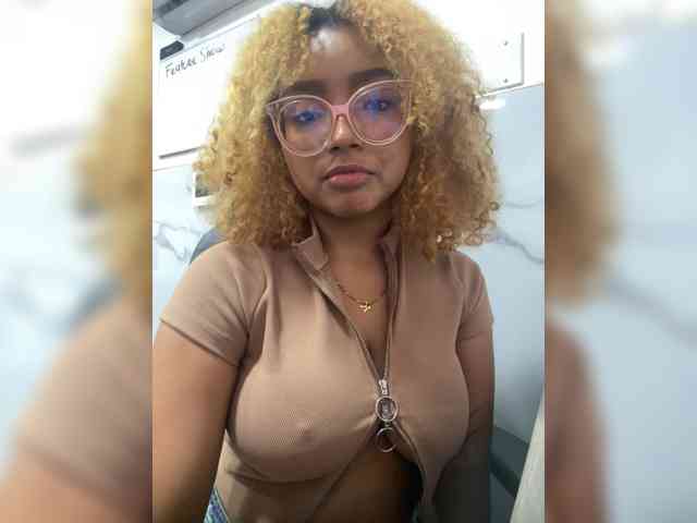 VioletVergara VioletVergara