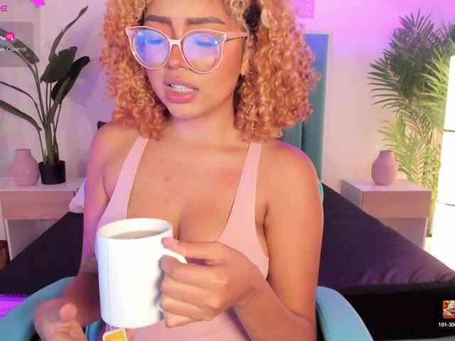 VioletVergara webcam