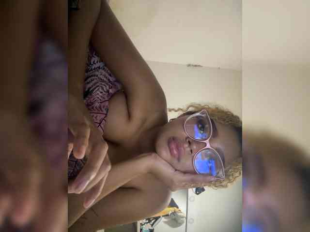 VioletVergara webcam