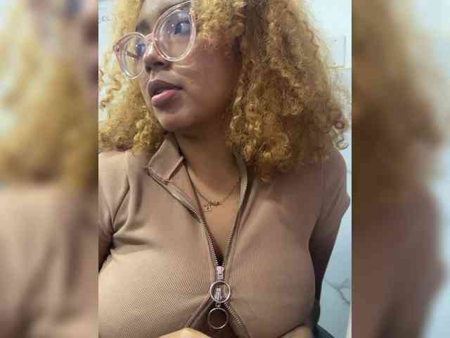 VioletVergara webcam