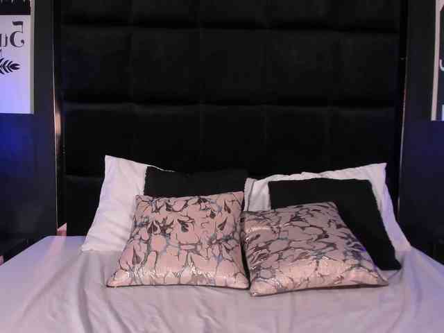 VioletVergara webcam