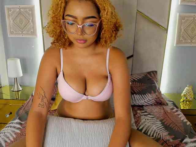 VioletVergara webcam