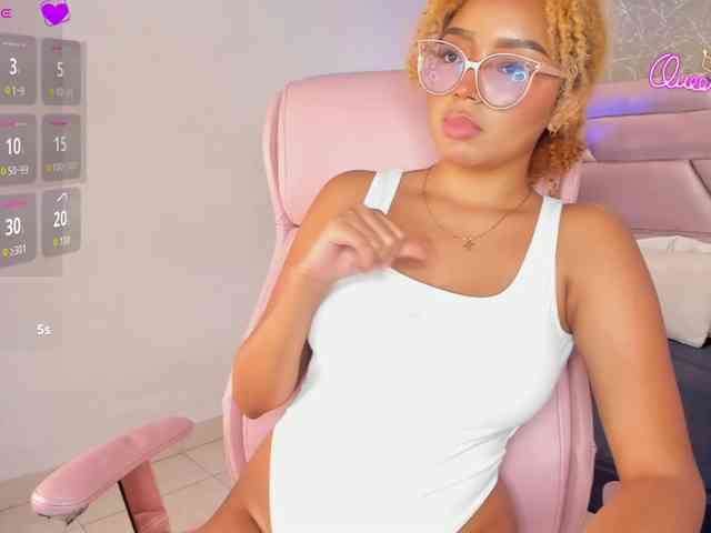 VioletVergara webcam